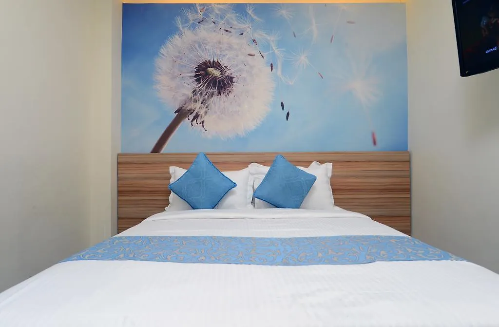 Hotel Sri Permaisuri Куала-Лумпур 2*,